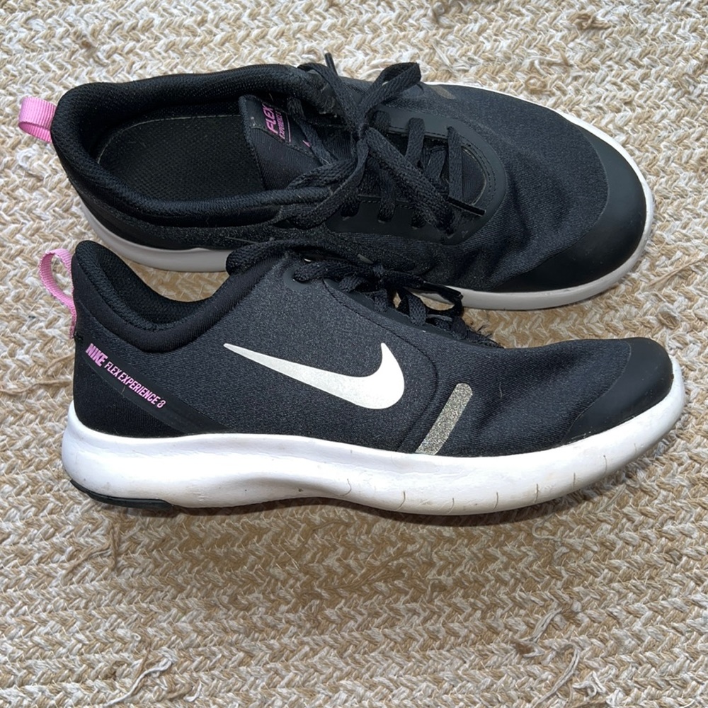 Nike Experience Sneakers
